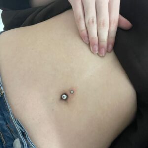 Piercing Ombelico Scontato da 80 a 60 CHF